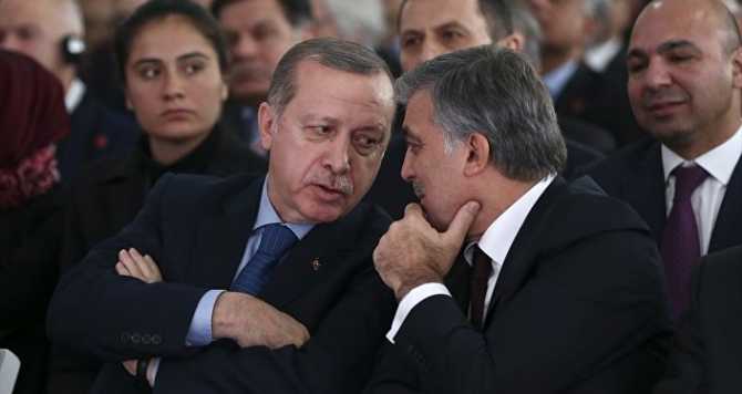 ABDULLAH GÜL'DEN, HÜKUMETE DIŞ POLİTİKA İĞNESİ : 