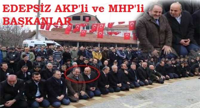 EDEPTEN DEM VURAN, EDEPSİZ MİLLETVEKİLİ VE BAŞKAN.. AKP'Lİ VE MHP'Lİ BAŞKANLAR, ŞEHİT CENAZESİNDE GÜLEREK, ŞEN-ŞAKRAK SOHBET ETTİLER.. BAŞKASI BUNU YAPMIŞ OLSA İDİ....